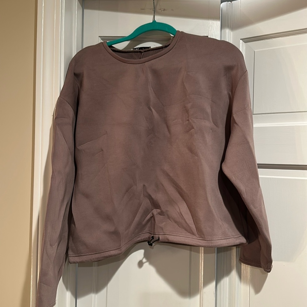 Zara Slightly Cropped Sweatshirt